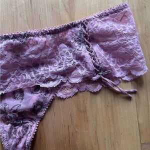 Etam sexy sweet lace thong NWOT